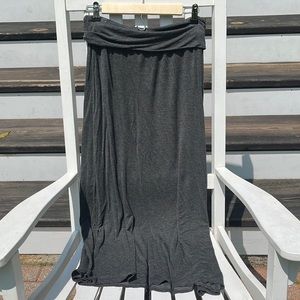 ☀️a.n.a Gray Maxi Skirt Size Small